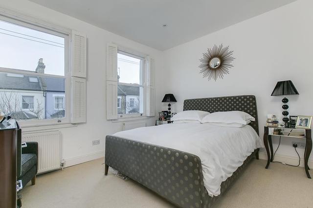  Image of 3 bedroom Terraced house to rent in Mendora Road London SW6 at Mendora Road  Fulham Palace Road, SW6 7ND