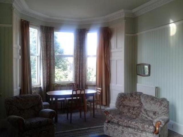  Image of 2 bedroom Flat to rent in Merchiston Place Edinburgh EH10 at Bruntsfield Edinburgh Edinburgh, EH10 4NR