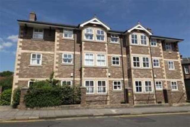  Image of 1 bedroom Flat to rent in Hutton Terrace Jesmond Newcastle upon Tyne NE2 at Newcastle upon Tyne, NE2 1QY
