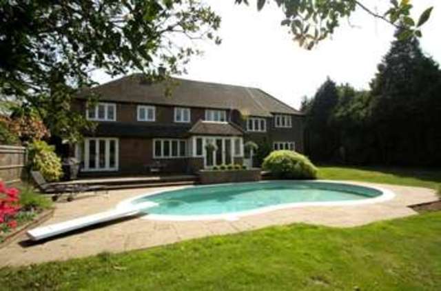  Image of 5 bedroom Detached house for sale in Mile Path Hook Heath Woking GU22 at Hook Heath Woking Mayford, GU22 0JL