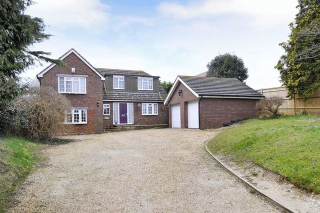  Image of 6 bedroom Detached house for sale in Mill Lane Findon Valley Worthing BN13 at Mill Lane  Worthing, BN13 3DH