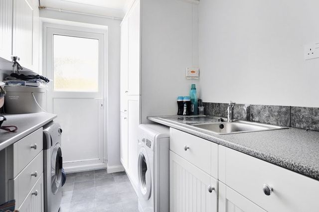 Image of 6 bedroom Detached house for sale in Mill Lane Findon Valley Worthing BN13 at Mill Lane  Worthing, BN13 3DH