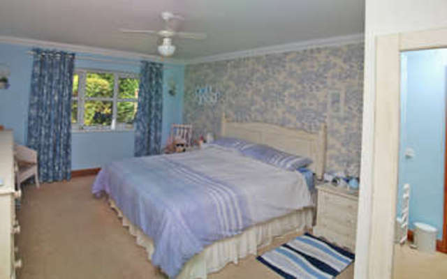  Image of 3 bedroom Detached house for sale in Mill Road Burnham-on-Crouch CM0 at Burnham-on-Crouch Stoneyhills, CM0 8PZ