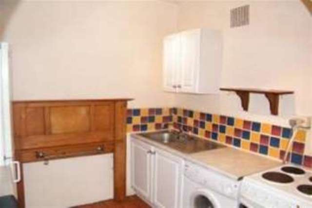  Image of 2 bedroom Flat to rent in Elmfield West Block Millbrook Road East Southampton SO15 at Southampton, SO15 1JA