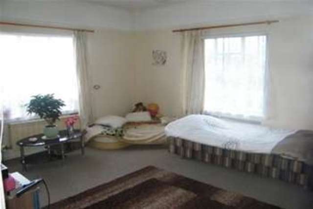  Image of 2 bedroom Flat to rent in Elmfield West Block Millbrook Road East Southampton SO15 at Southampton, SO15 1JA