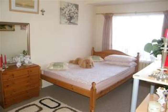  Image of 2 bedroom Flat to rent in Elmfield West Block Millbrook Road East Southampton SO15 at Southampton, SO15 1JA