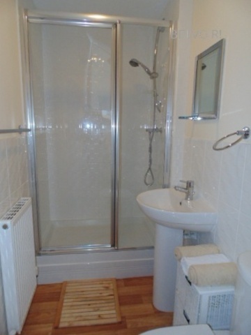  Image of 2 bedroom Flat to rent in Millview Crescent Johnstone PA5 at Johnstone Renfrewshire Renfrewshire, PA5 8QA