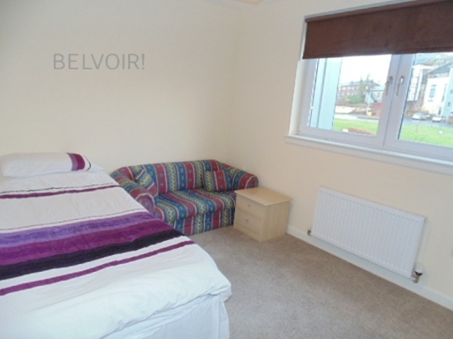  Image of 2 bedroom Flat to rent in Millview Crescent Johnstone PA5 at Johnstone Renfrewshire Renfrewshire, PA5 8QA