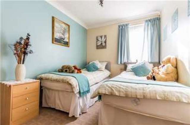  Image of 3 bedroom Terraced house for sale in Minerva Way Cambridge CB4 at Cambridge, CB4 2UA