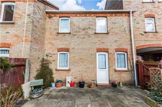  Image of 3 bedroom Terraced house for sale in Minerva Way Cambridge CB4 at Cambridge, CB4 2UA