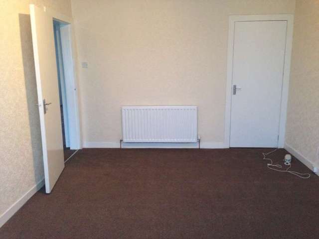  Image of 3 bedroom Flat to rent in Montford Avenue Rutherglen Glasgow G73 at Montford Avenue Rutherglen Glasgow, G73 2EH