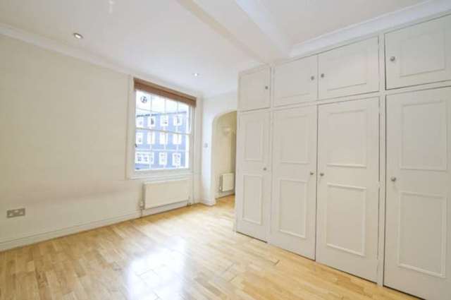  Image of 1 bedroom Flat to rent in Montpelier Street London SW7 at Montpelier Street Knightsbridge London, SW7 1EZ