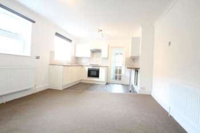  Image of 2 bedroom Detached house to rent in Morland Road Addiscombe Croydon CR0 at Croydon, CR0 6HB