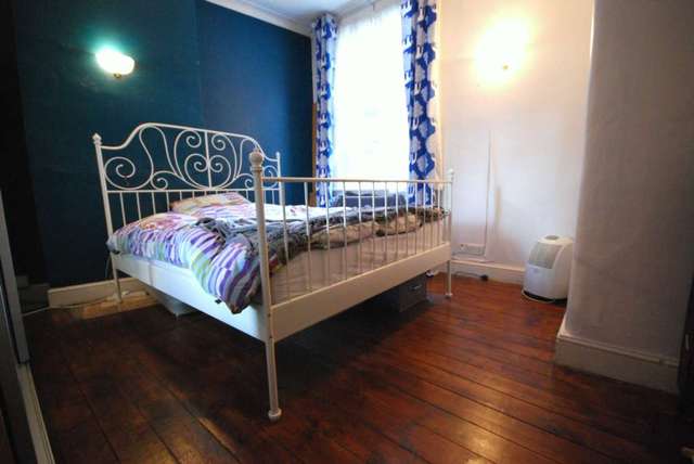  Image of 2 bedroom Maisonette for sale in Morley Road London E10 at Morley Road Leyton London, E10 6LH