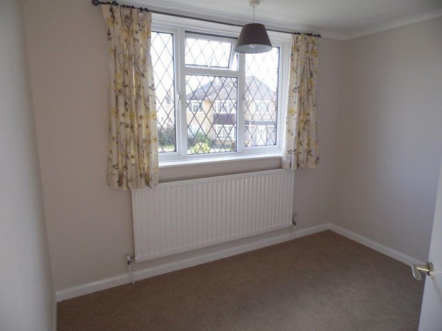  Image of 3 bedroom Detached house to rent in Mound Close Gosport PO12 at Mound Close  Gosport, PO12 3QA