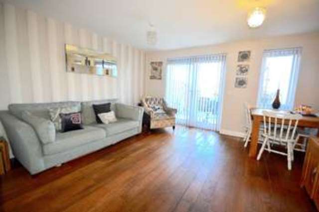  Image of 4 bedroom Semi-Detached house to rent in Moundsley Grove Kings Heath Birmingham B14 at Moundsley Grove Kings Heath Birmingham, B14 4RE