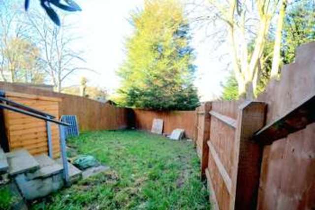 Image of 4 bedroom Semi-Detached house to rent in Moundsley Grove Kings Heath Birmingham B14 at Moundsley Grove Kings Heath Birmingham, B14 4RE