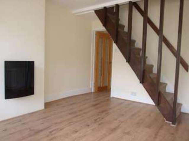  Image of 2 bedroom Terraced house to rent in Mount Pleasant Reading RG1 at Reading Berkshire Reading, RG1 2TF