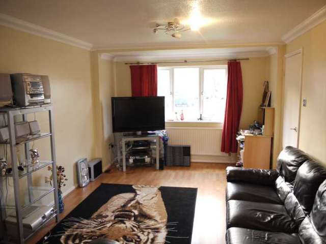 Image of 3 bedroom Detached house to rent in Nettlecombe Bracknell RG12 at Nettlecombe Crown Wood Bracknell, RG12 0UQ