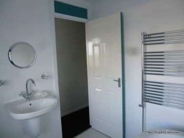  Image of 1 bedroom Flat for sale in Moss Lane West Manchester M15 at Tamworth Street  Manchester, M15 5PD