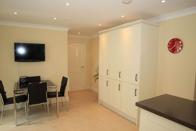  Image of 2 bedroom Bungalow for sale in Blackfield Road Blackfield Southampton SO45 at New Road  Blackfield, Southampton, SO45 1WD