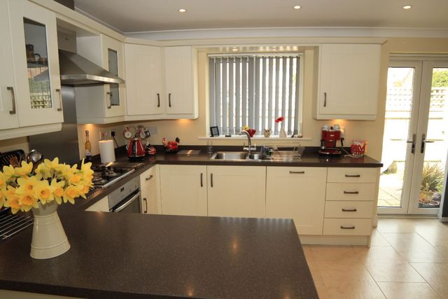  Image of 2 bedroom Bungalow for sale in Blackfield Road Blackfield Southampton SO45 at New Road  Blackfield, Southampton, SO45 1WD