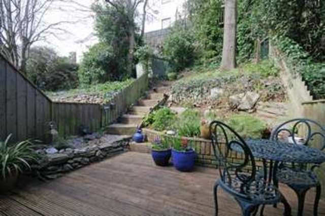  Image of 2 bedroom Flat to rent in New Road Brixham TQ5 at New Road  Brixham, TQ5 8NL