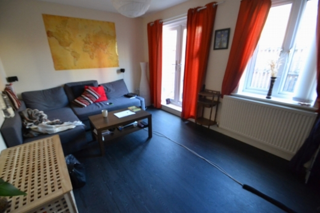  Image of 3 bedroom Terraced house to rent in Newcastle Street Manchester M15 at NEWCASTLE STREET HULME M15 6HF MANCHESTER, M15 6HF