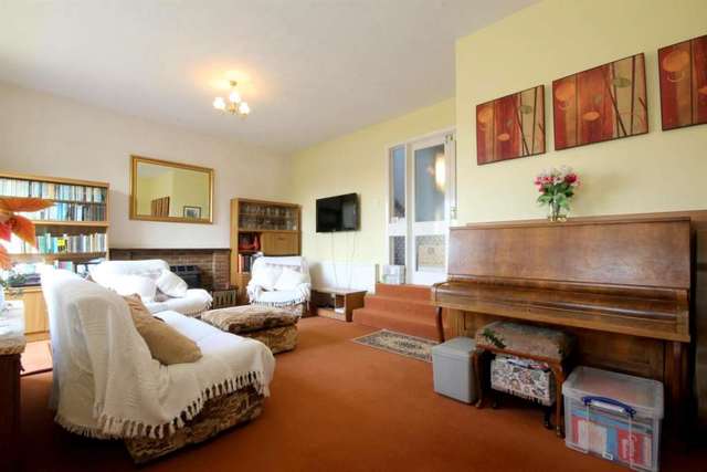  Image of 5 bedroom Detached house for sale in Newell Road Hemel Hempstead HP3 at Newell Road  Hemel Hempstead, HP3 9PD