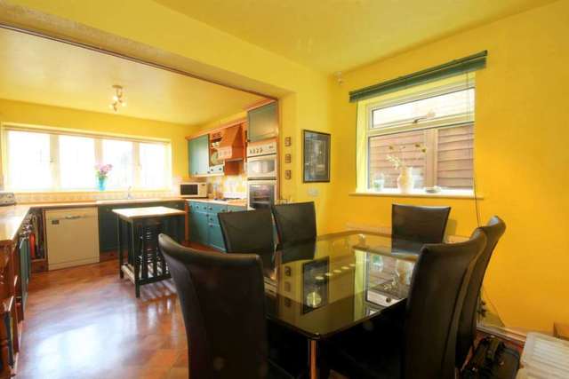  Image of 5 bedroom Detached house for sale in Newell Road Hemel Hempstead HP3 at Newell Road  Hemel Hempstead, HP3 9PD