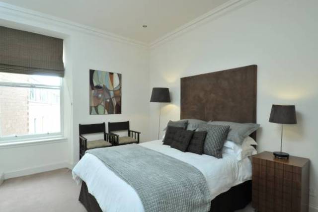  Image of 3 bedroom Flat to rent in Newington Road Edinburgh EH9 at Newington Edinburgh Edinburgh, EH9 1QN