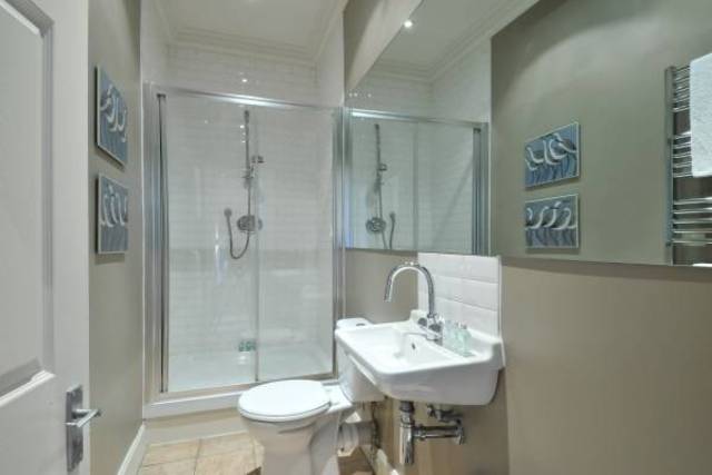  Image of 3 bedroom Flat to rent in Newington Road Edinburgh EH9 at Newington Edinburgh Edinburgh, EH9 1QN