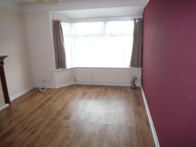  Image of 3 bedroom Bungalow to rent in Nicholas Crescent Fareham PO15 at Fareham, PO15 5AN