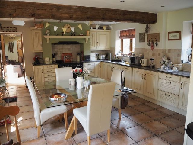  Image of 4 bedroom Detached house for sale in Norwell Lane Cromwell Newark NG23 at Norwell Lane Cromwell Newark, NG23 6JQ