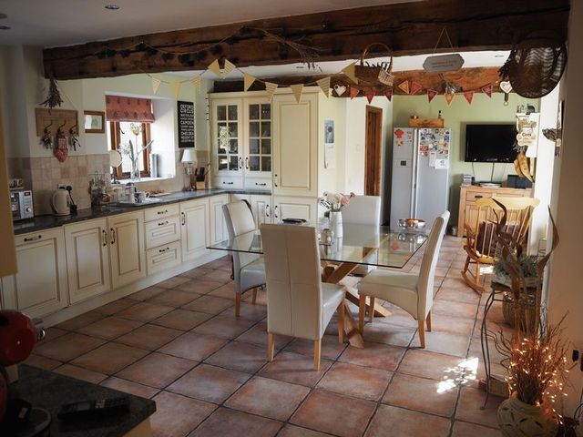 Image of 4 bedroom Detached house for sale in Norwell Lane Cromwell Newark NG23 at Norwell Lane Cromwell Newark, NG23 6JQ