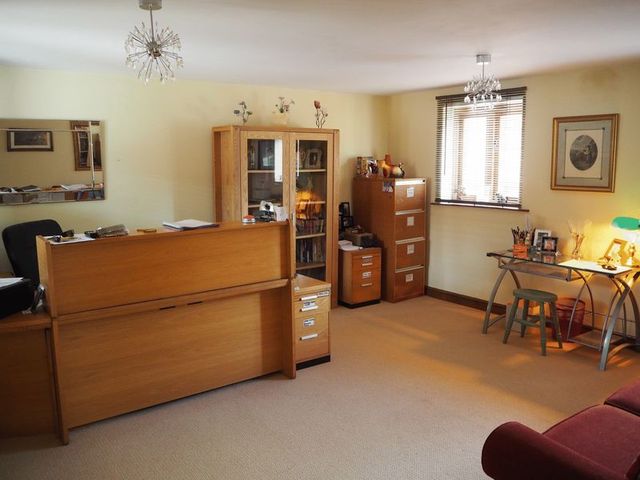  Image of 4 bedroom Detached house for sale in Norwell Lane Cromwell Newark NG23 at Norwell Lane Cromwell Newark, NG23 6JQ