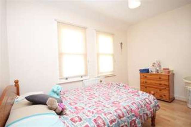  Image of 2 bedroom End of Terrace for sale in Oakhill Road Sutton SM1 at Sutton Surrey Sutton, SM1 3AG
