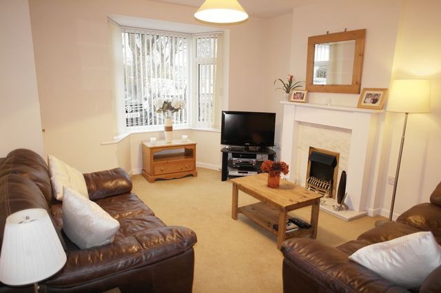  Image of 3 bedroom Semi-Detached house for sale in Oakley Avenue Aldridge Walsall WS9 at Oakley Avenue Aldridge Walsall, WS9 0BT