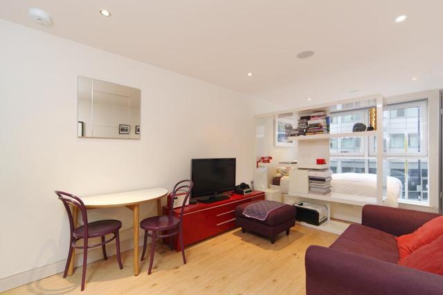  Image of Studio flat for sale in Townmead Road London SW6 at Octavia House  213 Townmead Road, SW6 2FH