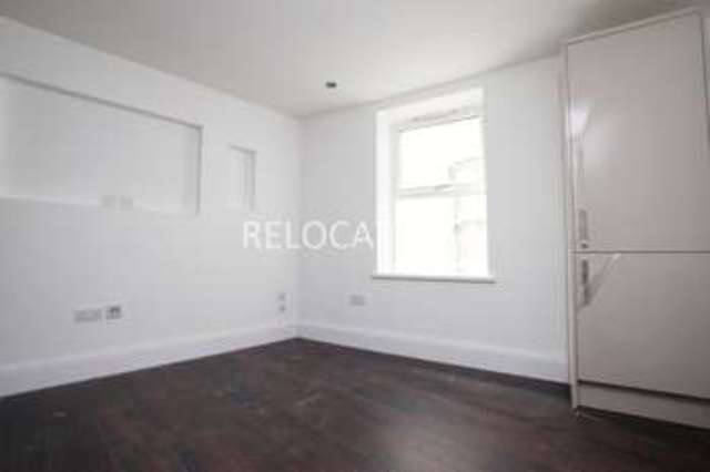  Image of 3 bedroom Flat to rent in Old Nichol Street London E2 at Old Nichol Street  London, E2 7HR