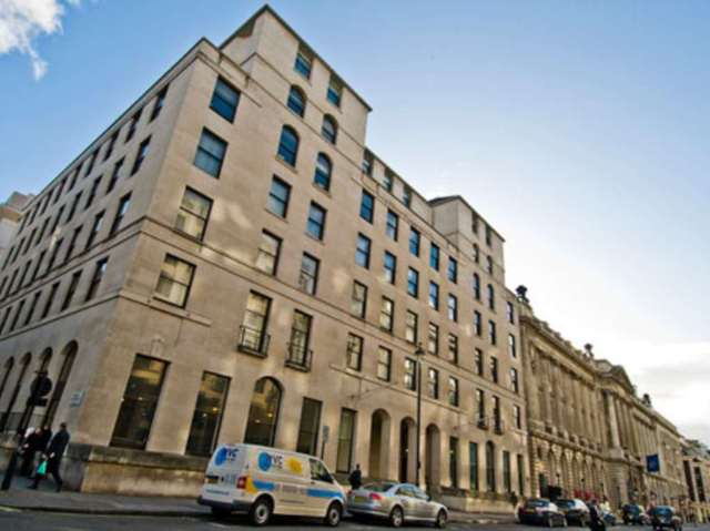  Image of Detached house to rent in Pall Mall London SW1Y at St James`s SW1Y London, SW1Y 5NQ