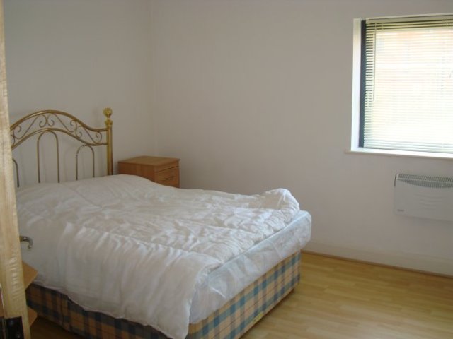  Image of 1 bedroom House Share to rent in Rickman Drive Birmingham B15 at Birmingham City Centre, B15 2AL
