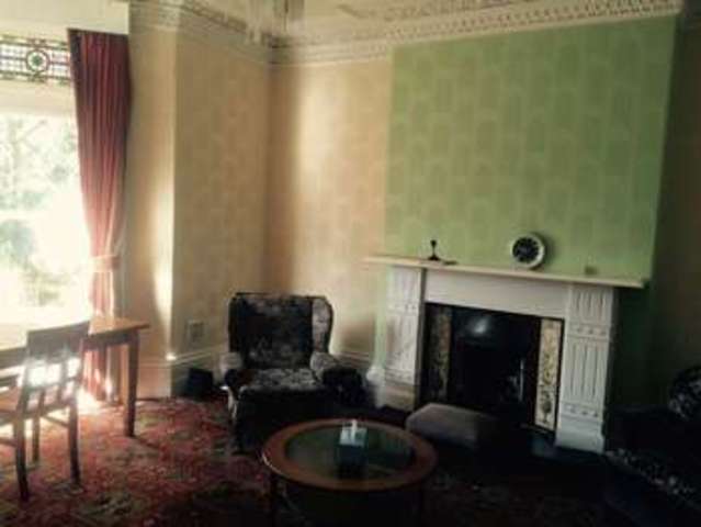  Image of 7 bedroom Detached house to rent in Park Drive Huddersfield HD1 at Park Drive  Huddersfield, HD1 4EG