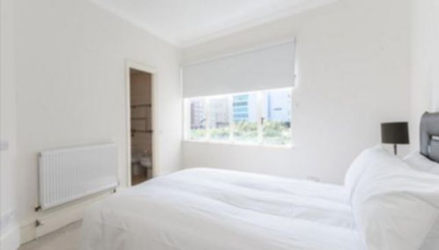  Image of 2 bedroom Apartment to rent in Park Road London NW8 at St John