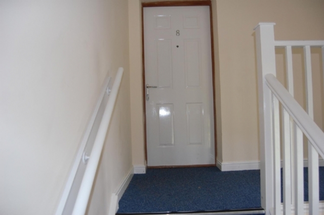  Image of 2 bedroom Flat to rent in Parkway South Doncaster DN2 at Parkway Court  Doncaster, DN2 4BF