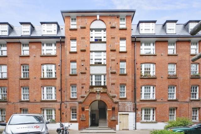  Image of 2 bedroom Flat for sale in Peabody Estate Vauxhall Bridge Road London SW1V at Peabody Estate  Vauxhall Bridge Road, SW1V 1TL