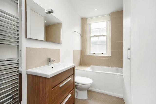  Image of 2 bedroom Flat for sale in Peabody Estate Vauxhall Bridge Road London SW1V at Peabody Estate  Vauxhall Bridge Road, SW1V 1TL