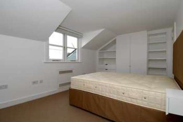  Image of 2 bedroom Flat to rent in Pembridge Road London W11 at Pembridge Road  London, W11 3HL