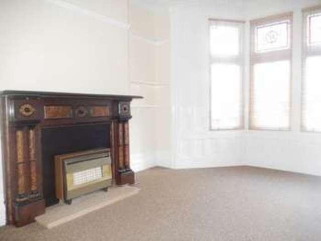  Image of 1 bedroom Flat to rent in Pen-Y-Lan Road Penylan Cardiff CF23 at Pen-Y-Lan Road  Cardiff, CF23 5HW