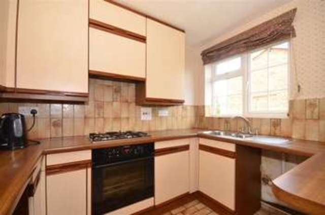  Image of 4 bedroom Semi-Detached house for sale in Penshurst Way Sutton SM2 at Sutton Surrey Sutton, SM2 6HR